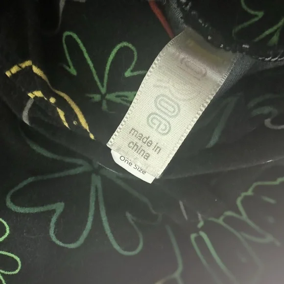 Lularoe St. Patrick’s Day Leggings - Picture 2 of 4